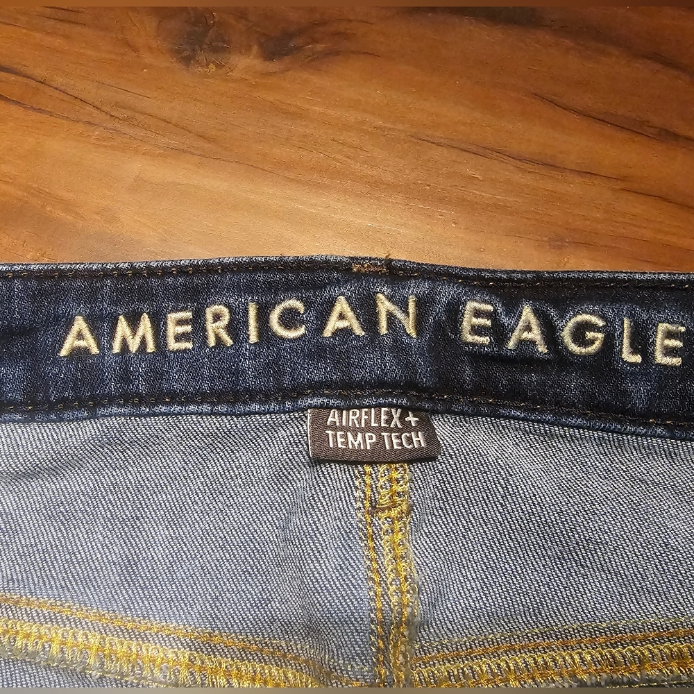 AMERICAN EAGLE Men's Dark Blue Skinny Jeans. Size 38/32. - Picture 3 of 6